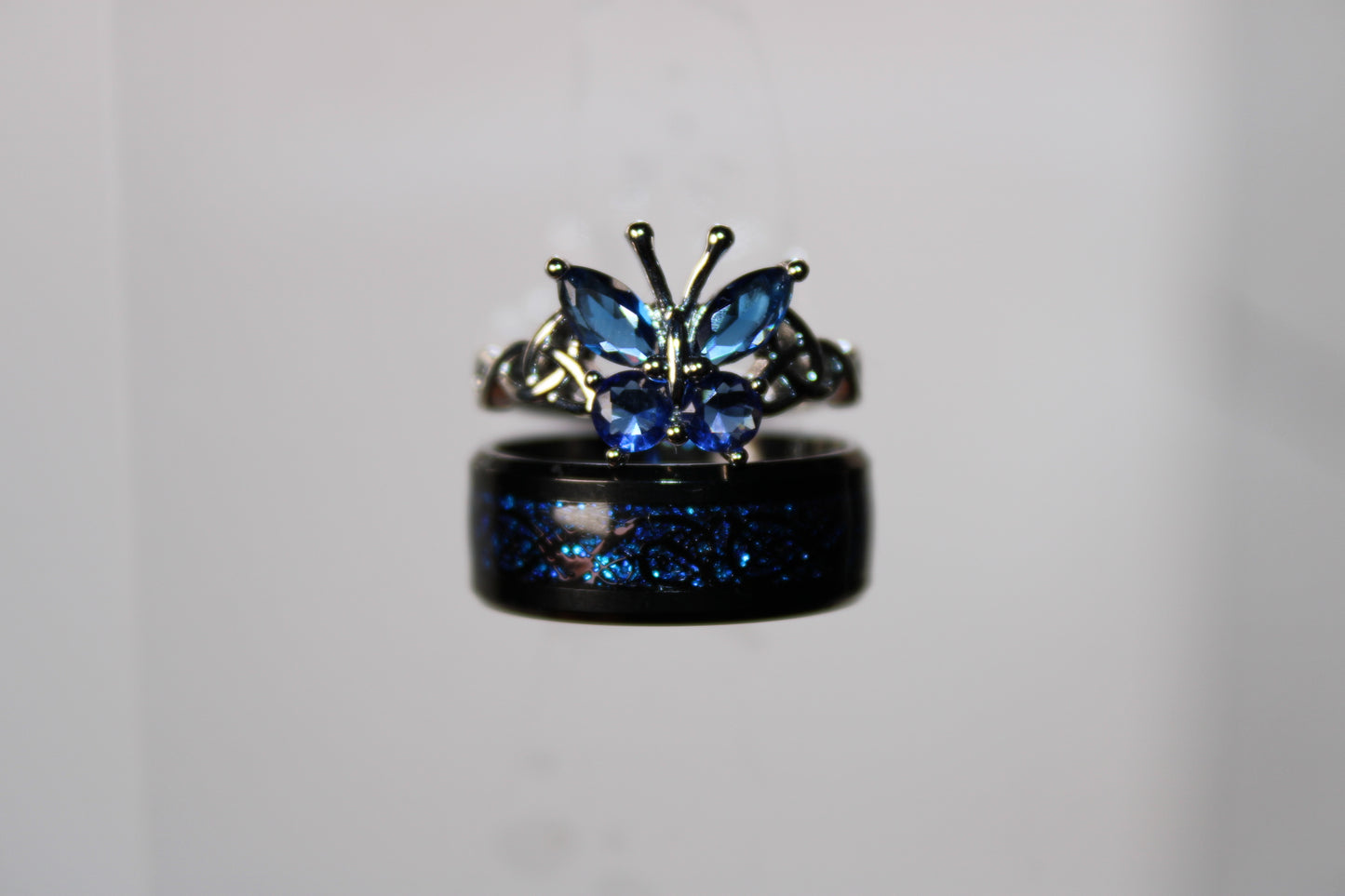 Víctor x Emily Rings (PREORDER SEPT 30TH)